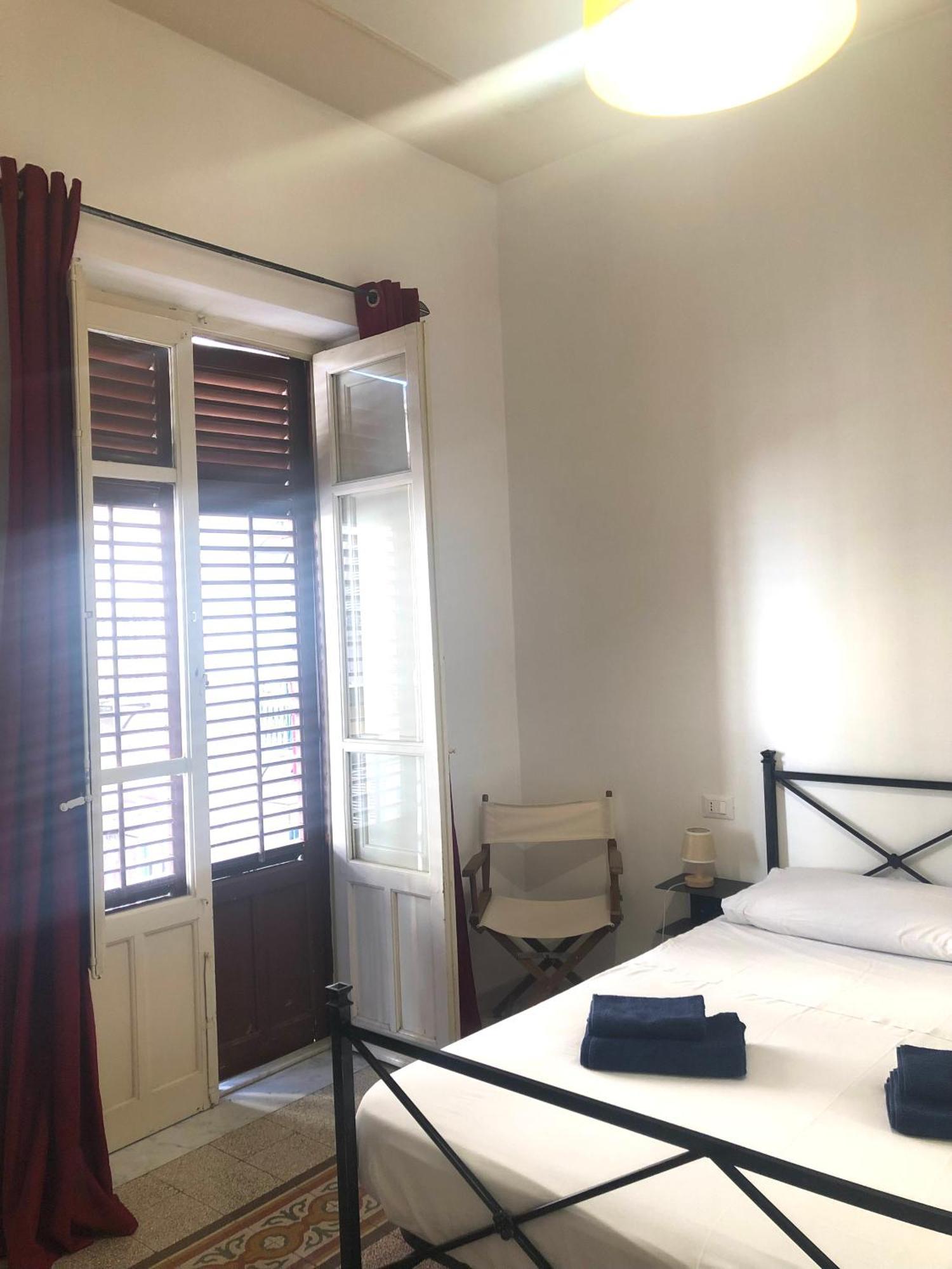 Anima Mundi Rooms Палермо Екстер'єр фото
